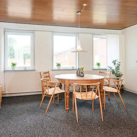 7 Person In Hébergement de vacances